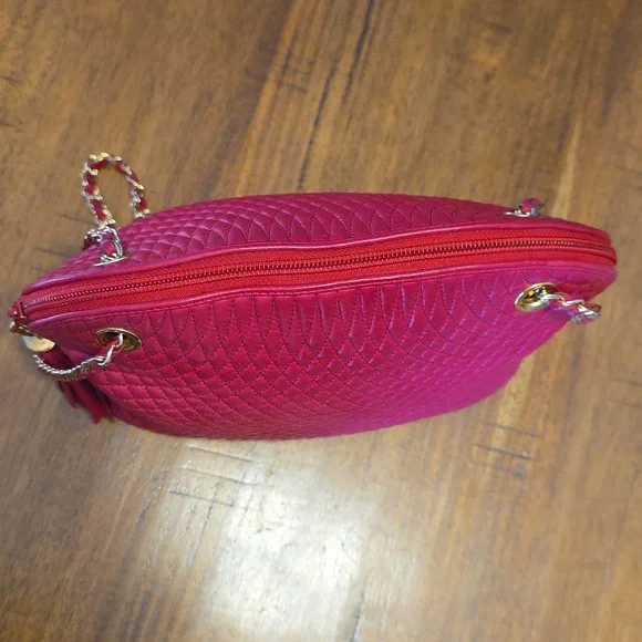Bally Hot Pink Quilted Leather Shoulder Bag with Gold Chain - Picture 11 of 16